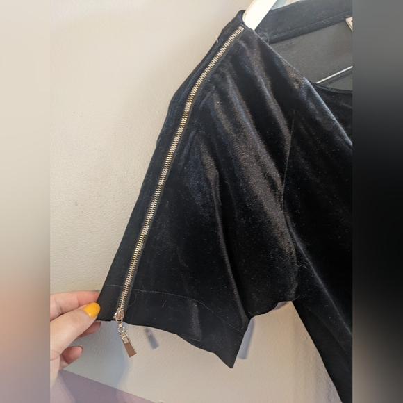 Sexy velvet like black dress with gold accent zips - Picture 2 of 4